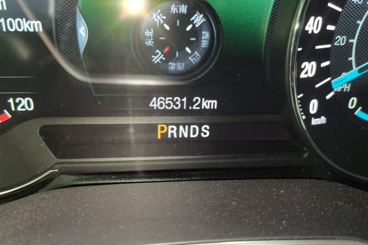 Used Ford Mondeo 2013 2.0L GTDi240 Luxury Sport Model Odometer Close Up