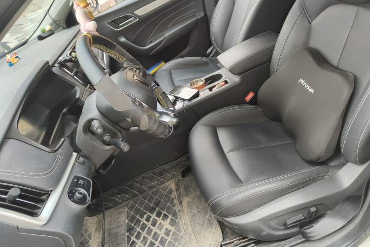 Used Roewe i6 New Energy 2017 45T Hybrid Connect & Smart Enjoyment Edition
