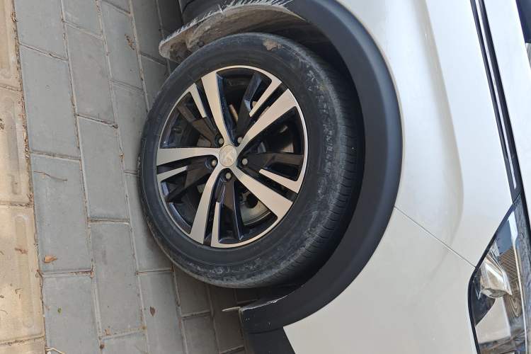 Used Peugeot 5008 2019 360THP 7-Seater Flagship Edition Right Front Wheel Hub