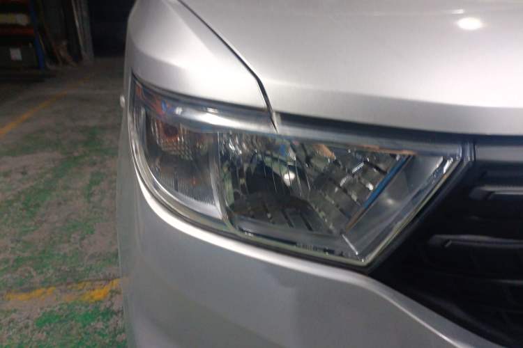 Used Wuling Hongguang V 2022 1.5L Jingqu Version Hydraulic Power Steering LAR
