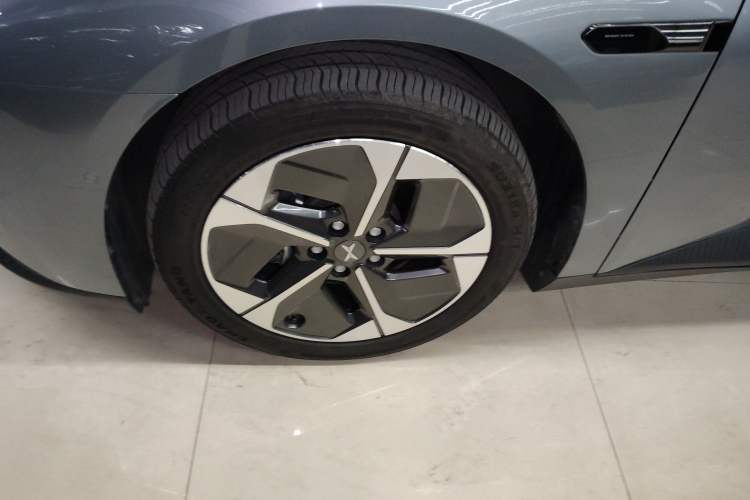 Used XPeng MONA M03 2024 620 with Ultra-Long Range
