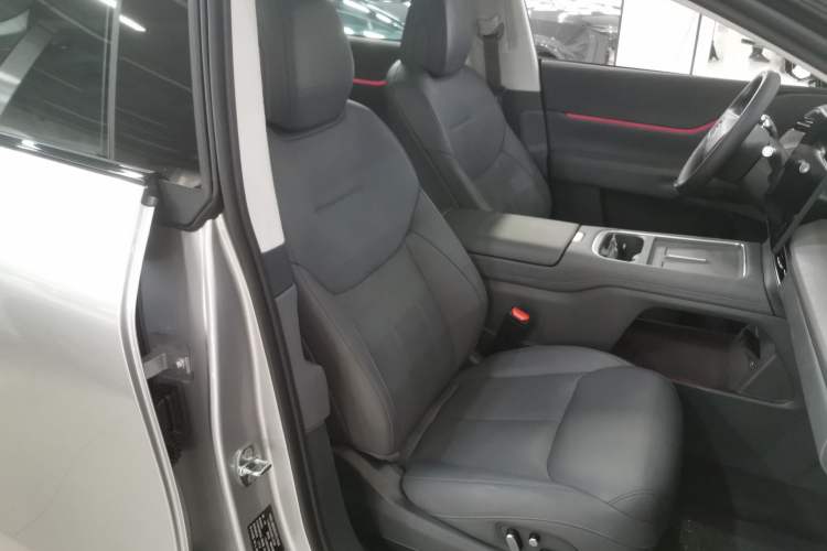 Used XPeng G6 2025 625 Long-Range Max Flagship Edition