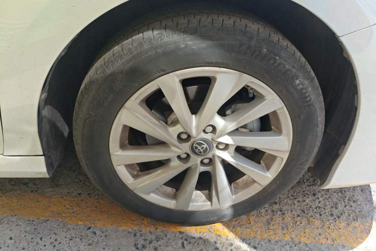 Used Toyota Camry 2021 2.0G Luxury Edition
