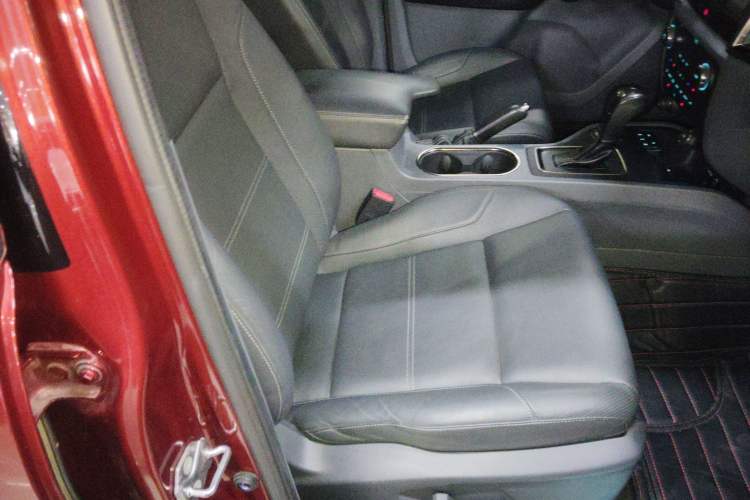 Used Ford Everest 2016 2.0T Gasoline Automatic 4x4 Flagship Edition
