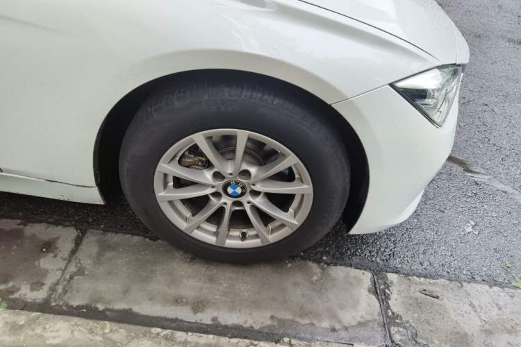 Used BMW 3 Series 2016 316i Fashion Model
