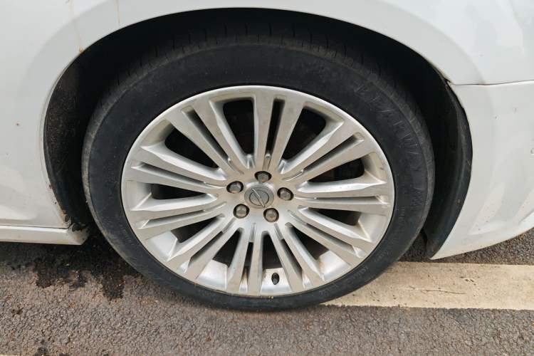 Used Chrysler 300C 2013 3.6L Luxury Edition
