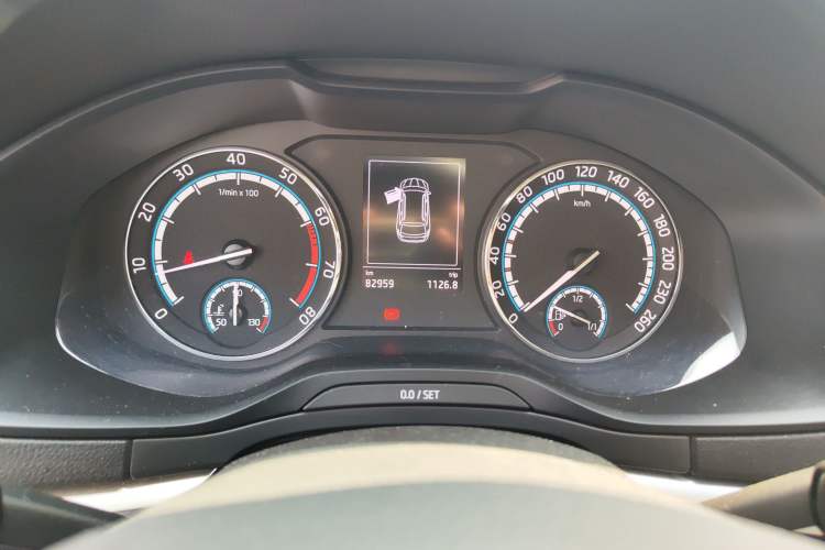 Used Skoda Karoq 2021 TSI280 Luxury Edition Odometer Close Up