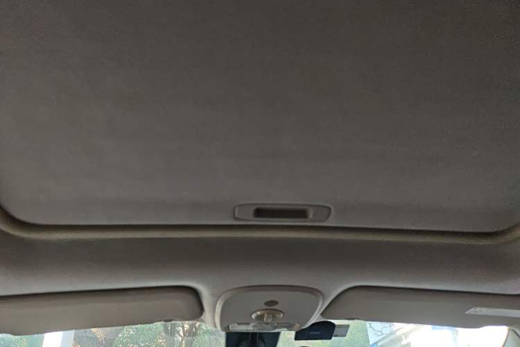 Used Peugeot 408 2011 1.6L Manual Comfort Edition
