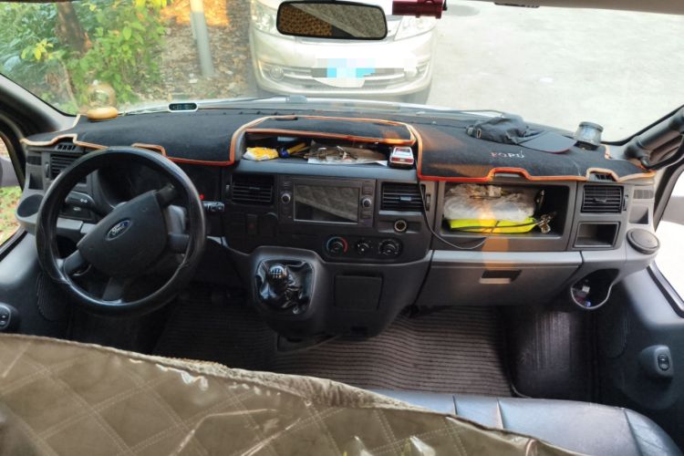 Used Ford Transit Custom 2016 2.2T Long-Wheelbase 6/7-Seater Mid-Roof Multi-Purpose Vehicle
