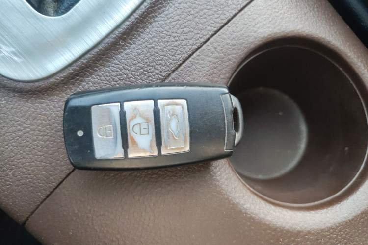 Used FORTHING Joyear X3 2017 1.6L CVT Luxury Model