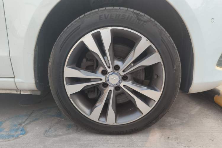 Used Mercedes-Benz V-Class 2016 V 260 Avantgarde Edition