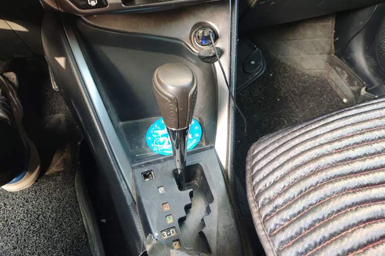 Used Toyota YARiS L Zhi Xuan 2015 1.5E Automatic Charm Edition