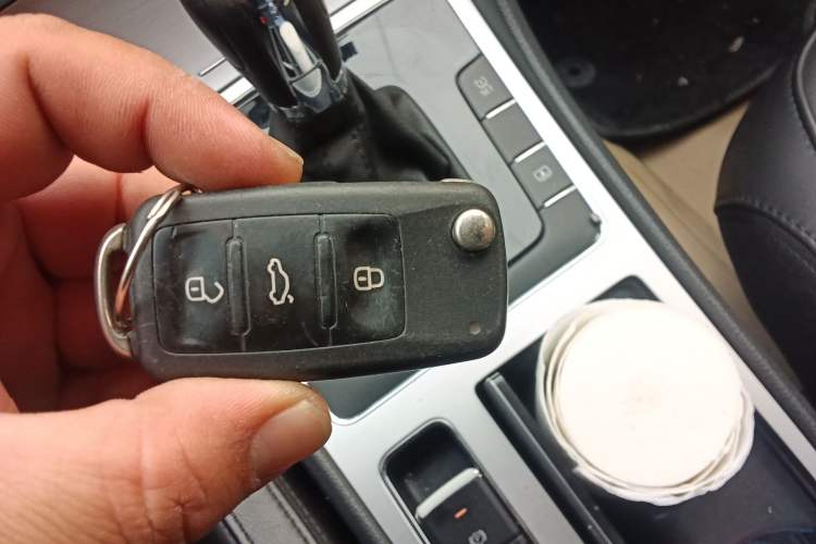 Used Volkswagen Passat 2014 1.8TSI DSG Prestige Navigation Edition
