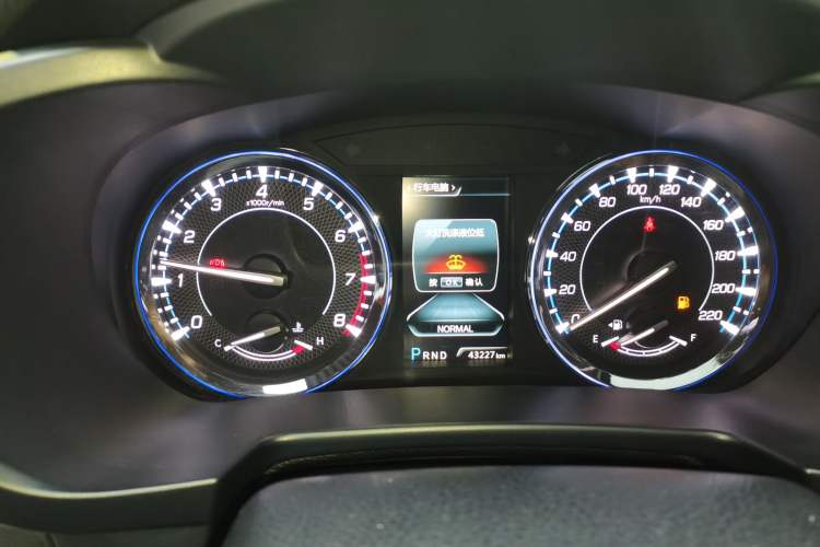 Used CHANGAN CS95 2017 2.0T Two-Wheel Drive Zhitu Edition Instrument Cluster