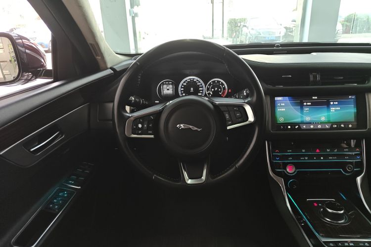 Used Jaguar XFL 2018 XFL 3.0 SC 340 PS Luxury Edition
