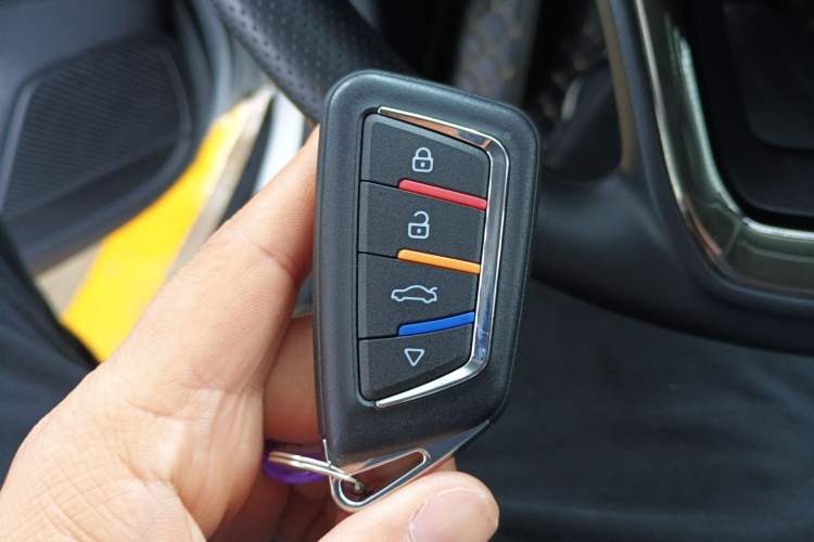 Used Roewe RX5 2023 PLUS 330TGI Automatic Trendsetting Smart Edition Interior 1