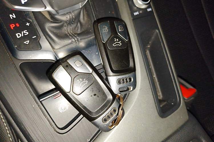 Used Audi A4L 2019 40 TFSI Ambition China VI