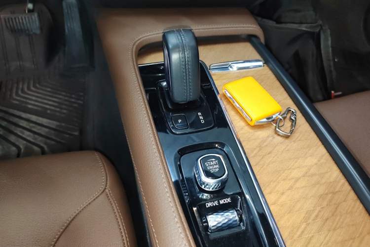 Used Volvo S90 2021 B5 Zhiyi Luxury Edition
