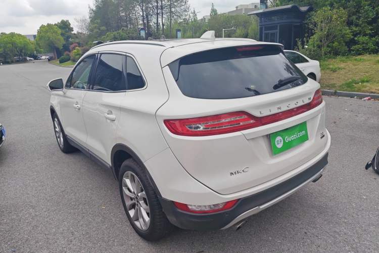 Used Lincoln MKC 2014 2.0T Two-Wheel-Drive Luxury Edition