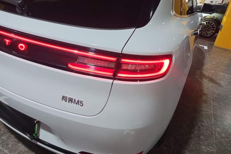 Used Hima AITO M5 2025 Extended-Range Ultra Rear-Wheel-Drive Version
