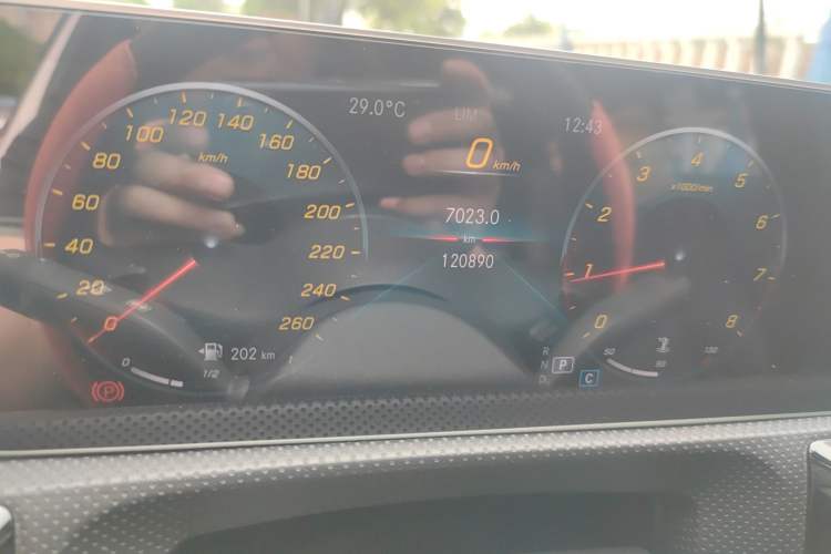 Used Mercedes-Benz A-Class 2020 Facelift A 180 L Sport Sedan Special Configuration
