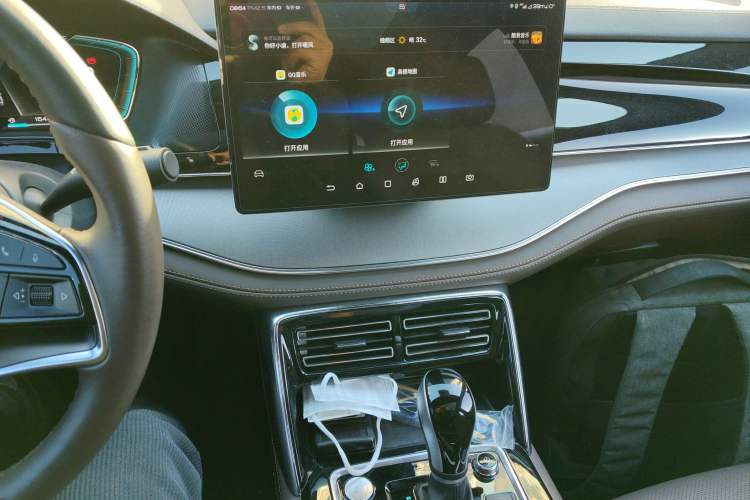 Used BYD Tang 2021 2.0T Automatic Flagship Edition Audio And AC Panel