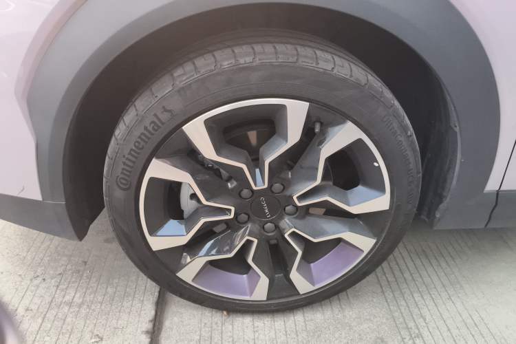 Used Lynk & Co 06 EM-P 2023 EM-P 126 Long-Range Halo