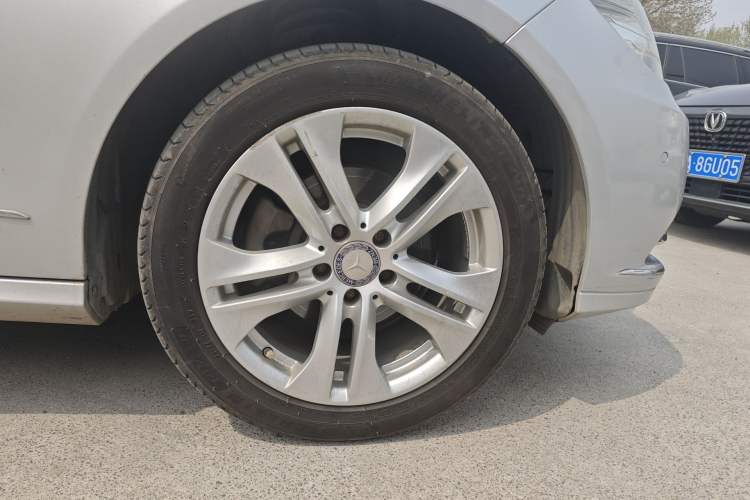 Used Mercedes-Benz E-Class 2010 E 200 CGI Elegant Model