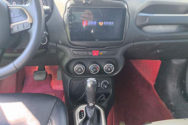 Used Jeep Renegade 2017 180T Automatic High-Energy Version
