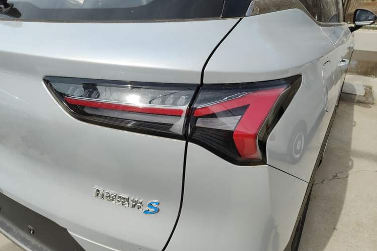 Used Wuling Xingguang S 2025 Model, 130km Leading Edition
