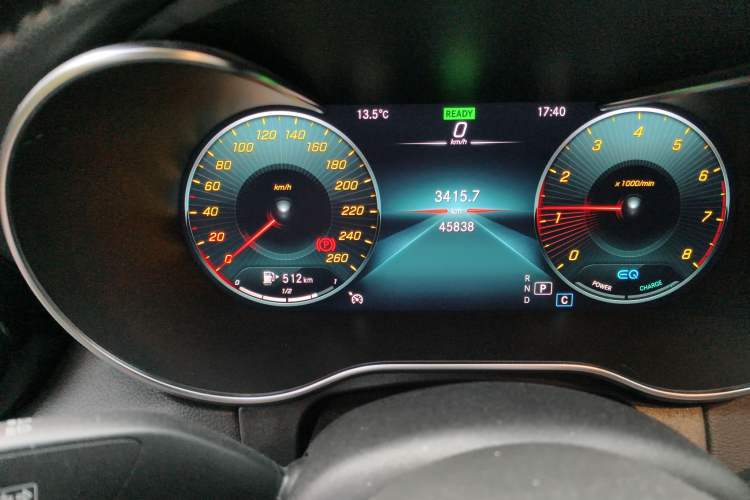 Used Mercedes-Benz C-Class 2021 C 260 L Sport Edition Star Collection Odometer Close Up