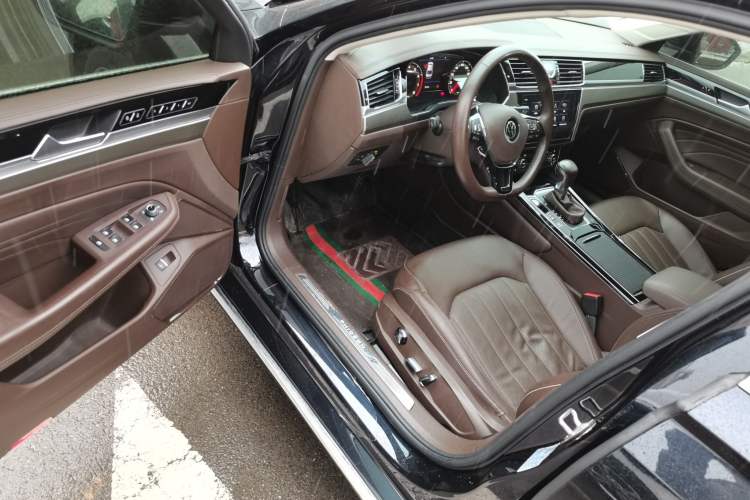 Used Volkswagen Phideon 2021 380TSI Luxury Edition