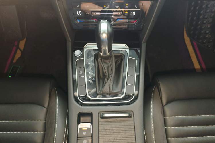 Used Volkswagen Magotan 2020 330TSI DSG Leading Model