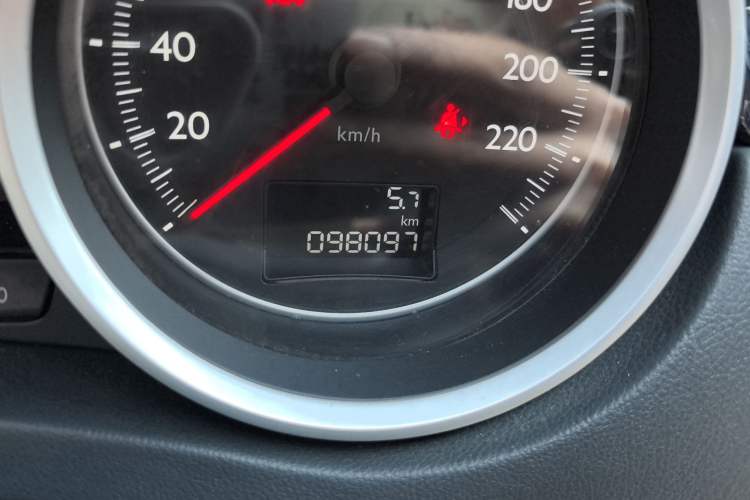 Used Peugeot 508 2013 2.0L 2nd Anniversary Edition with Automatic Sunroof – Classic Version
