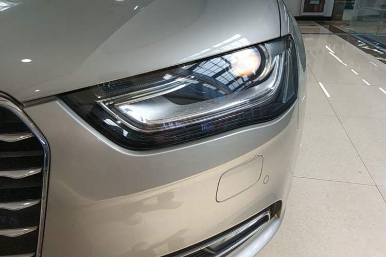 Used Audi A4L 2016 35 TFSI Collector's Edition Automatic Standard Model