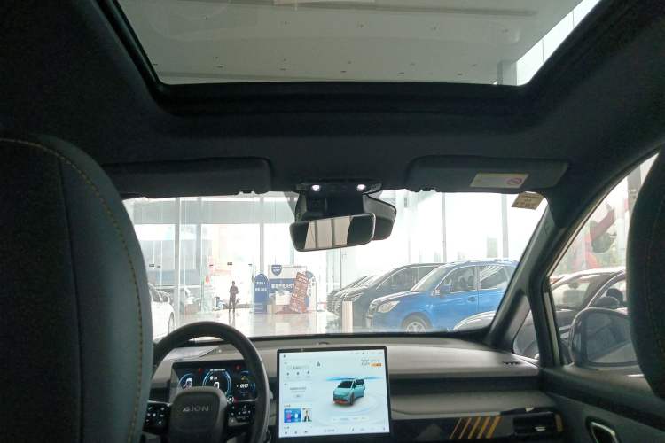 Used AION Y 2021 70 Enjoyment Tech Edition