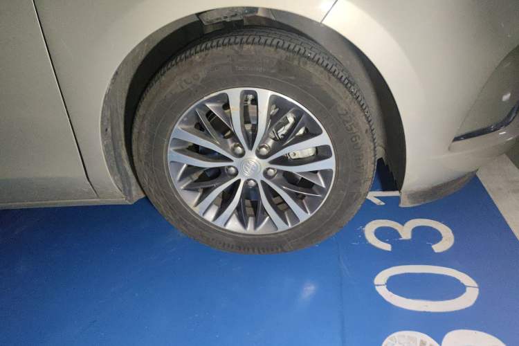 Used Buick GL8 2022 ES Landtrek 653T Comfort Edition