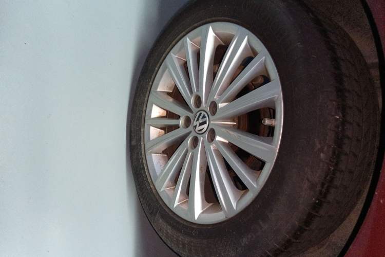 Used Volkswagen Gran Lavida 2013 1.6L Automatic Comfort Model