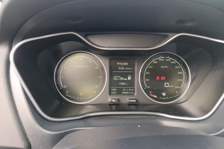 Used Geely Auto Vision X6 2016 1.8L Manual Luxury Model