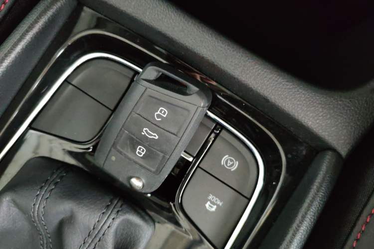 Used Skoda Karoq 2024 TSI280 Premium Edition