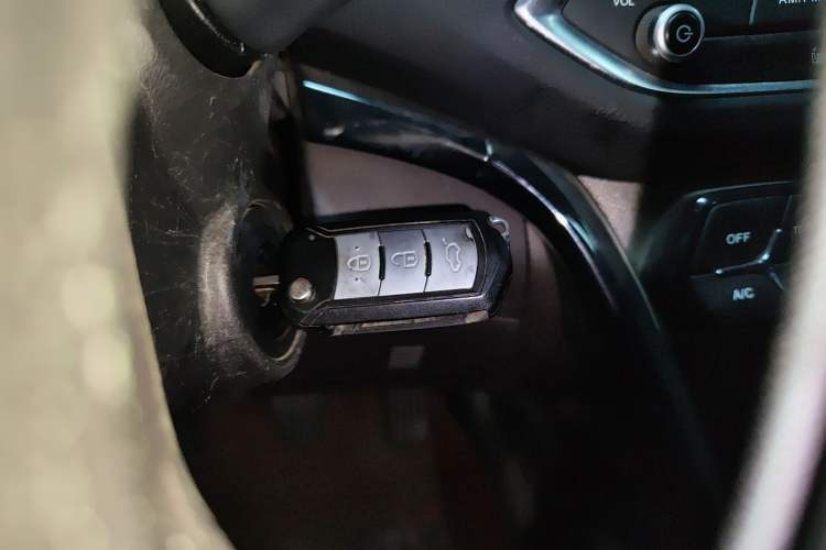 Used GAC Trumpchi GS4 2017 235T Manual Two-Wheel Drive Luxury Edition Vehicle Key