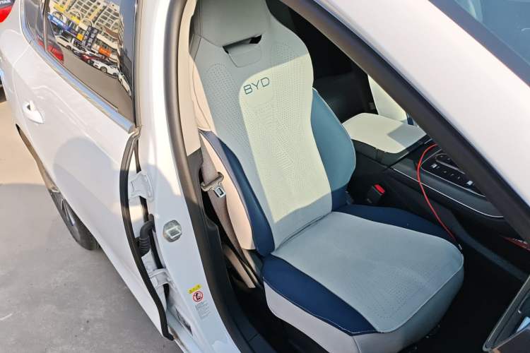 Used BYD Destroyer 05 2024 HONOR Edition DM-i 55KM Luxury Model