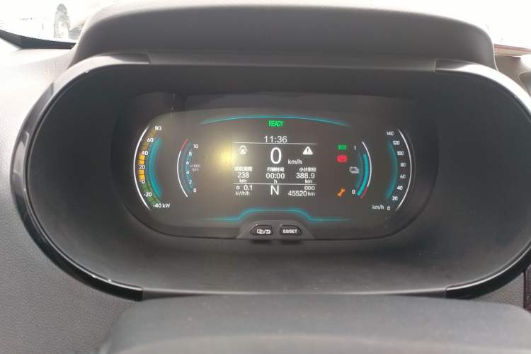 Used Chery Little Ant 2022 Sweet Pink Edition Full Sugar Version Lithium Iron Phosphate 29.2 kWh 30 kW 301 km