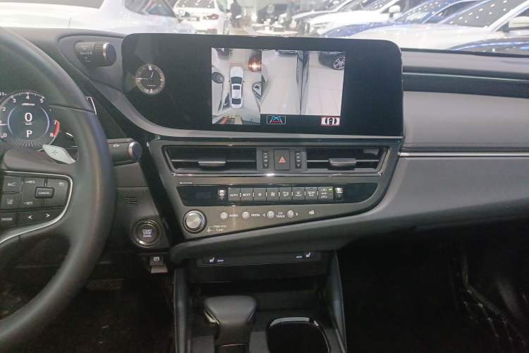 Used Lexus ES 2023 200 Excellence Edition