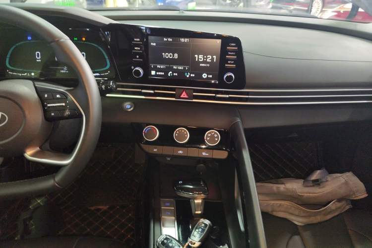 Used Hyundai Elantra 2023 1.5L CVT GLX Elite Edition
