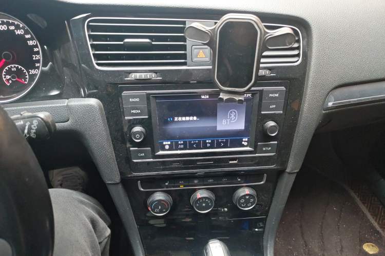 Used Volkswagen Golf 2018 280TSI Automatic R-Line Model
