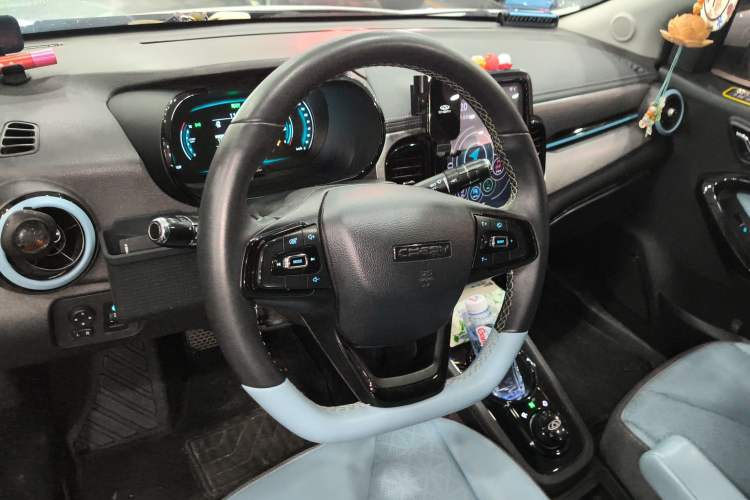 Used Chery QQ Little Ant 2022 Sweet Pink Edition Full-Sugar Version Lithium Iron Phosphate 30 kW 301 km
