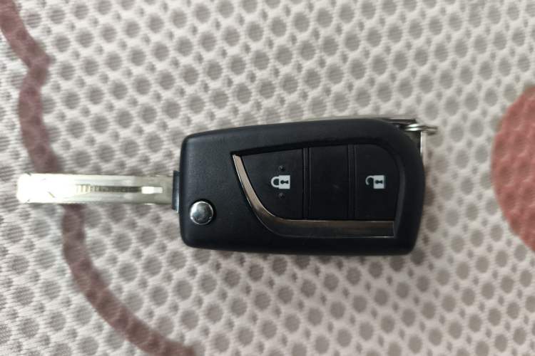 Used Toyota Highlander 2018 2.0T Two-Wheel Drive Elite Version 5 Seats China VI Standard