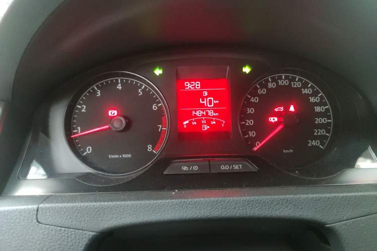 Used Volkswagen Santana 2015 1.6L Manual Comfort Edition Instrument Cluster
