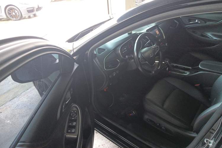 Used Chevrolet Malibu XL 2021 Redline 550T Automatic Sharp Edition Driver Seat